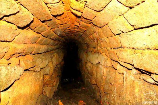 Túnel dos Escravos