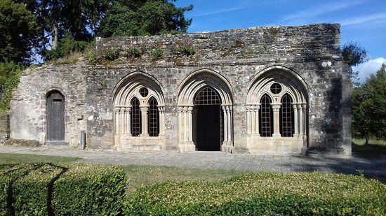 Abbaye Saint-Maurice de Carnoët