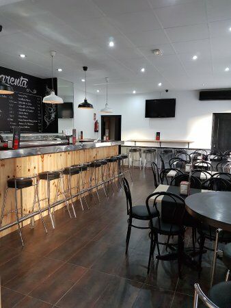 Taperia las cuarenta