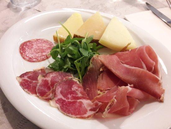 Madai Food & Restaurant
