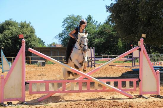 Centre Equestre de Sauveterre