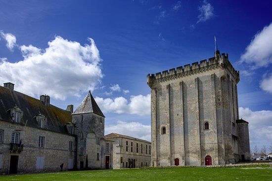 Le Donjon Médiéval