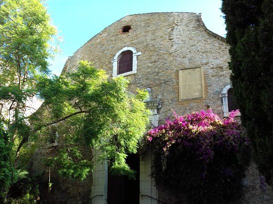 Église Saint-Trophyme