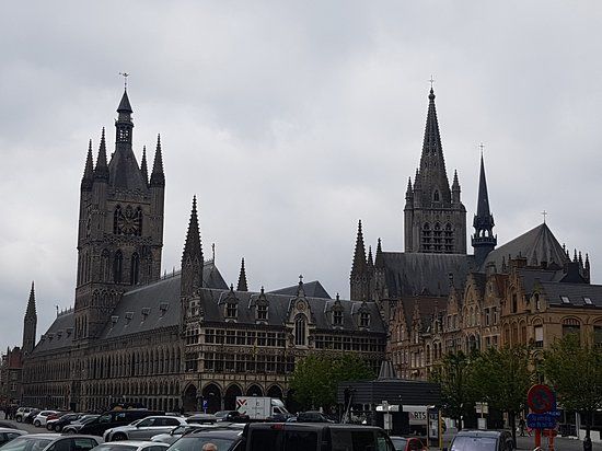 Lakenhalle