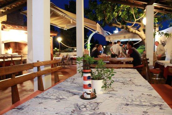 Aquila restoran Vodice