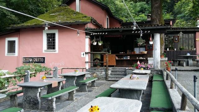 Grotto Brunoni Da Regis