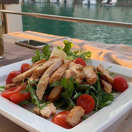 La Zattera Sul Lago Ristorante e Pizzeria