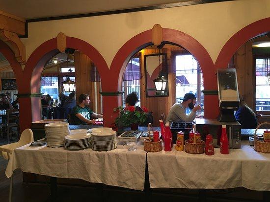 Amore Restaurant