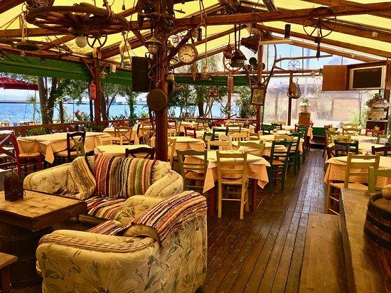 O Barba Sideris Taverna