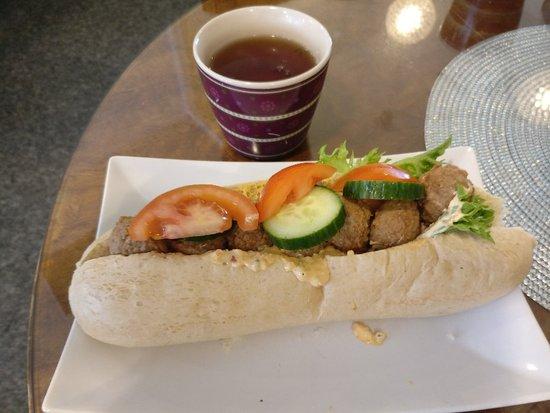 Mandanas Cafe