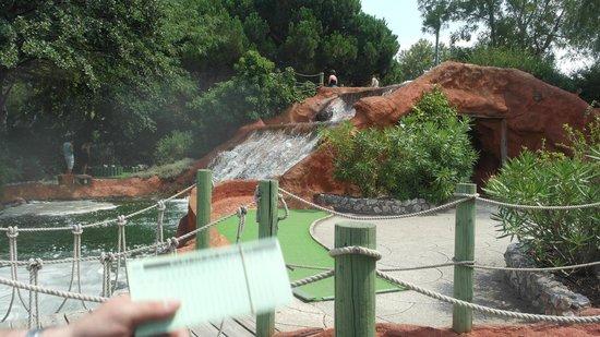 Tropical Golf