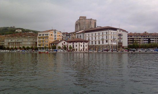 la Parroquia San Pedro Apostol de Zumaia