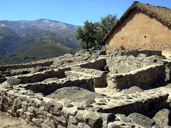 Castro Celta El Raso