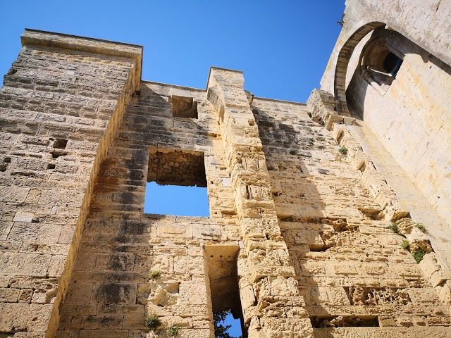 Cathédrale de Maguelone
