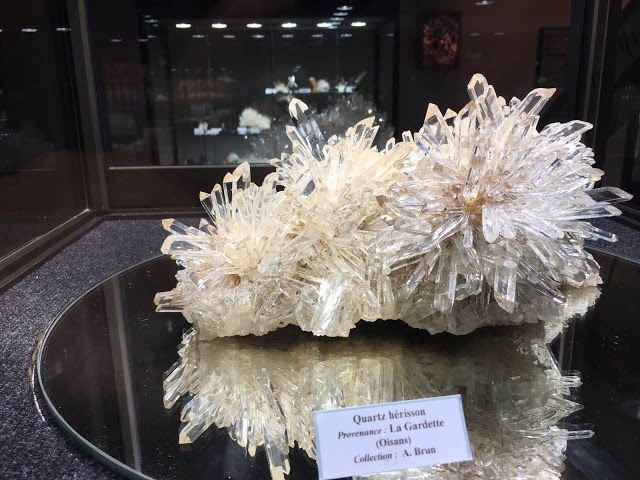 Musee des Mineraux Et de la Faune des Alpes