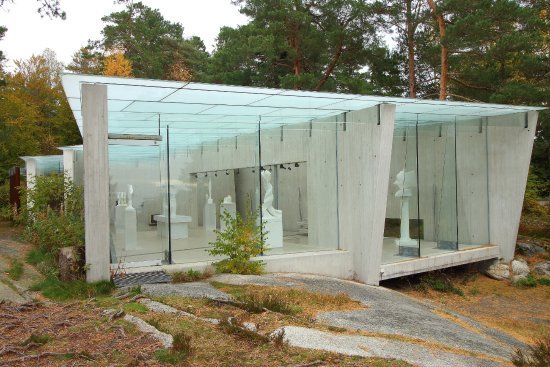 Midtåsen Skulpturpaviljong og park
