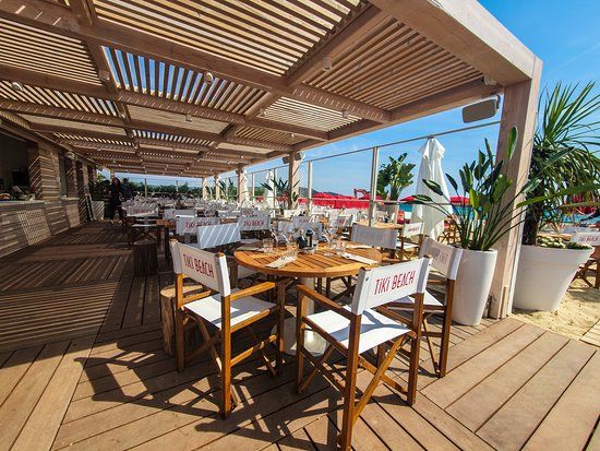 Le Tiki Beach