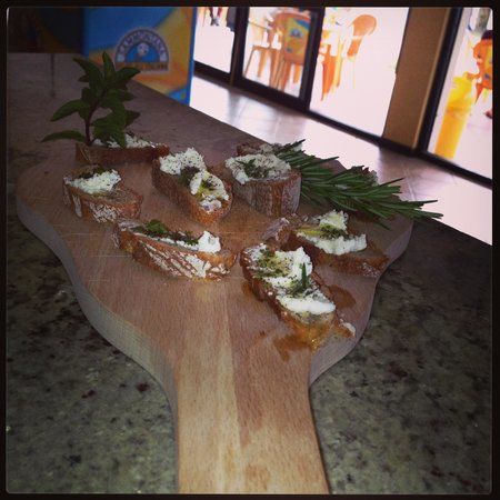 Ristorante del Lake Como Beach Hostel