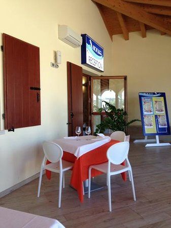 Airone Bianco Restaurant & Pizzeria